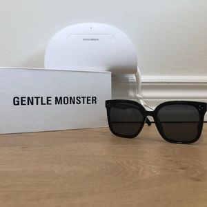 Gentle Monster Her 01 Sunglasses